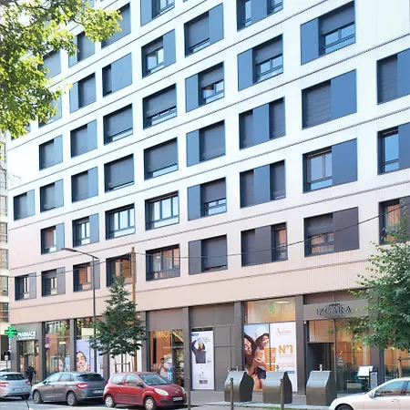 Apartment Paris A 7 Minutes En Metro
